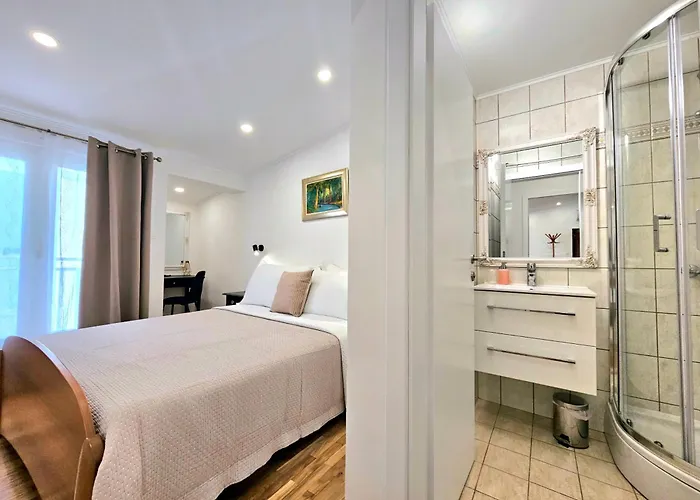 Premeru A6 * Makarska