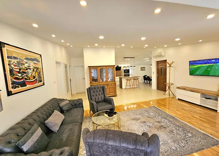 Premeru A6 * Makarska