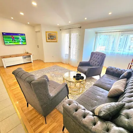 Lägenhet Premeru A6 Makarska