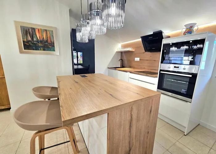 Апартаменти Premeru A6 *