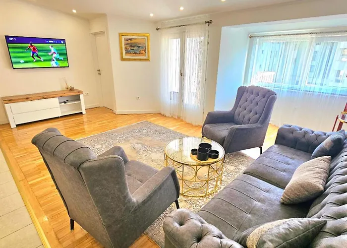 Daire Premeru A6 Makarska